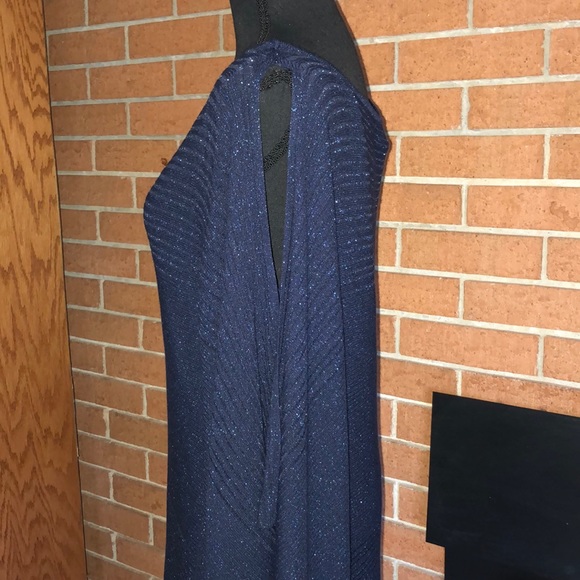 🔷WHBM🔷ASYMMETRIC ONE SHOULDER TUNIC🔷 - Picture 8 of 9